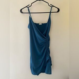 Garage dress